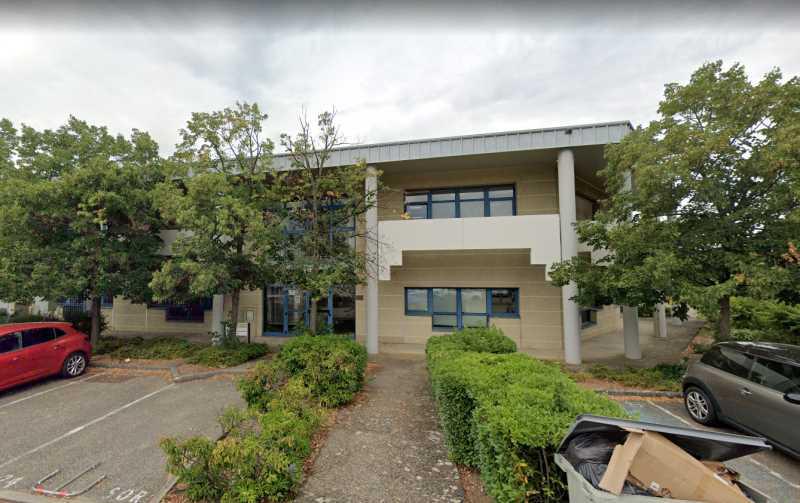 Location Bureaux 153 m² - Photo 1