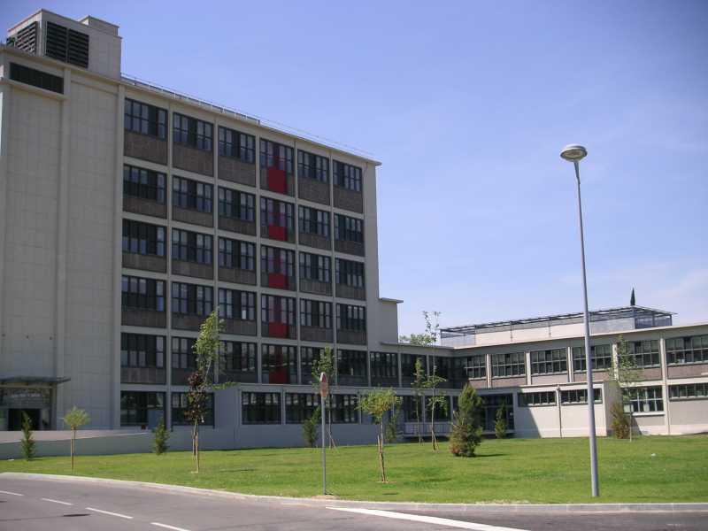 Location Bureaux 63 m² à 1 955 m² - Photo 1