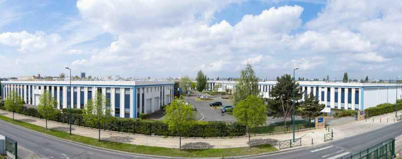 Location Bureaux 128 m² à 6 523 m² - Photo 1