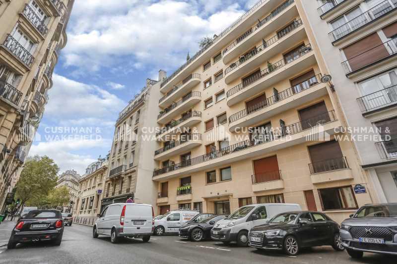 106 Rue Jean De La Fontaine 75016 Paris