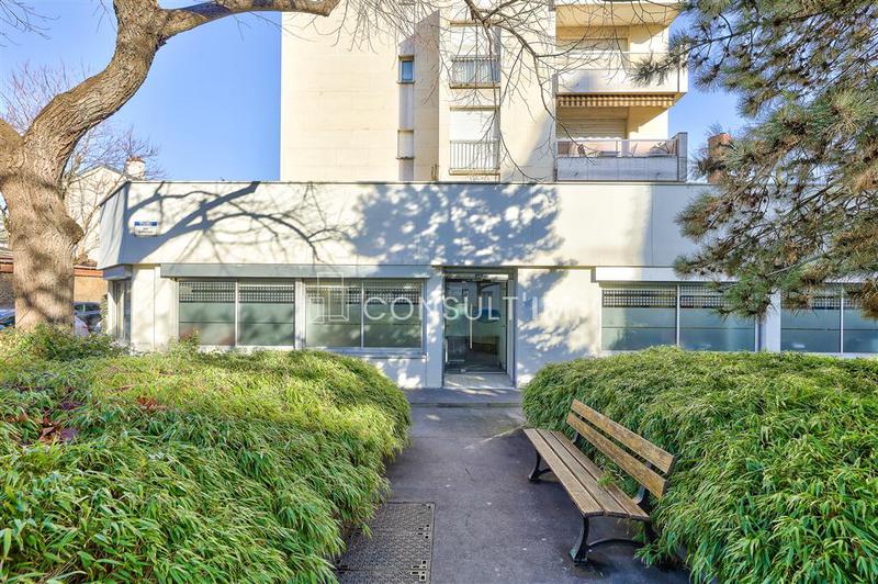 Vente Bureaux 370 m² - Photo 1