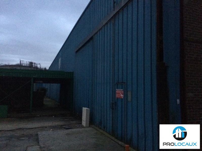 Location Entrepôt 225 m²