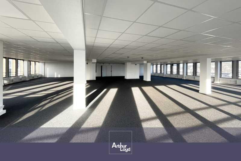 Location Bureaux 275 m² à 705 m² - Photo 1