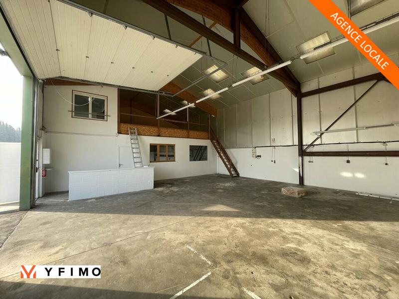 Location Local d'activités 195 m² - Photo 1
