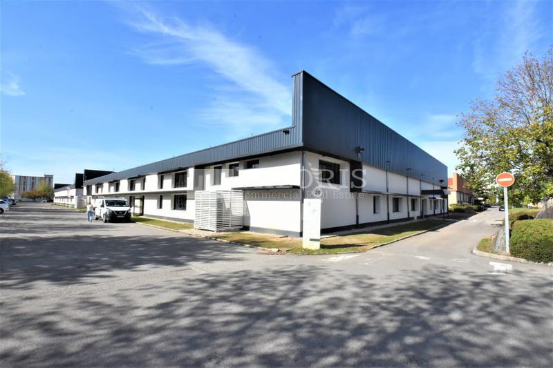 Location Bureaux 509 m² à 1 824 m² - Photo 1