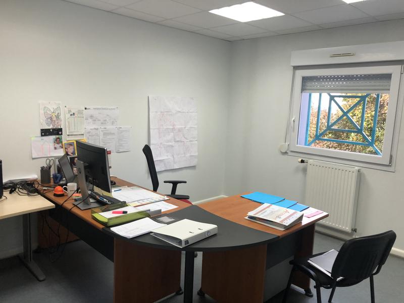 Location Locaux D Activites Reims 51100 1 086m Bureauxlocaux Com