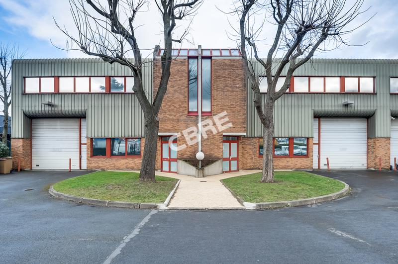 19 Avenue Albert Einstein 93150 Le Blanc Mesnil Location Local d'activités Le Blanc-Mesnil 93150 1 163m²