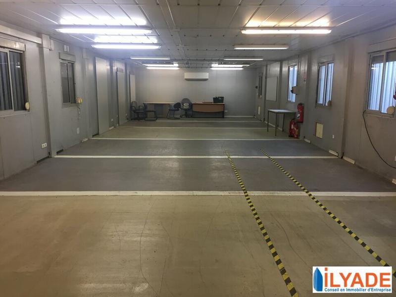 Location Local d'activités 110 m² - Photo 1