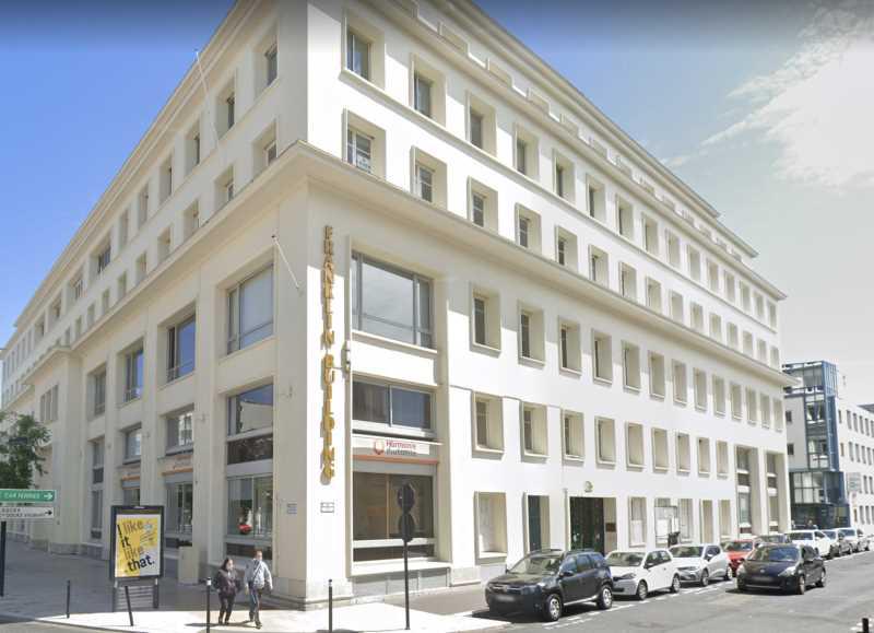Location Bureaux 205 m² - Photo 1