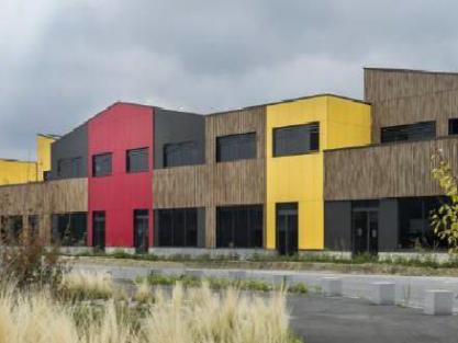 Location Entrepôt 527 m² - Photo 1