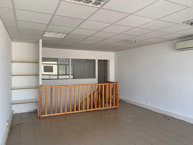 Location Local d'activités 80 m²
