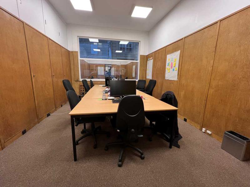Location Bureaux 50 m² - Photo 1