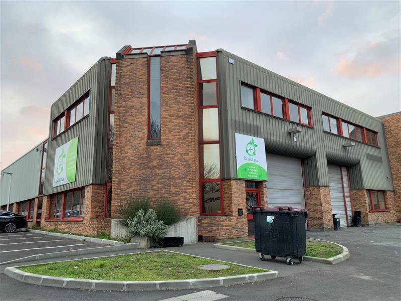 19 Avenue Albert Einstein 93150 Le Blanc Mesnil Location Locaux d'activités Le Blanc-Mesnil 93150 594m² – BureauxLocaux.com