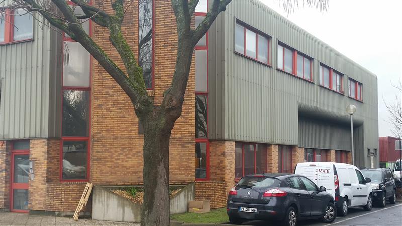 19 Avenue Albert Einstein 93150 Le Blanc Mesnil Location Bureau Le Blanc-Mesnil 93150 300m² – BureauxLocaux.com