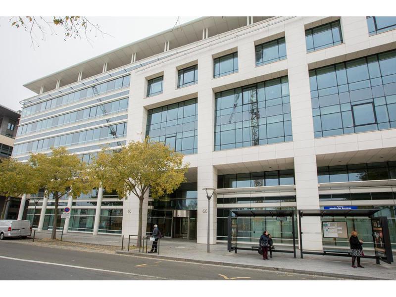 Location Bureaux 1 268 m² - Photo 1