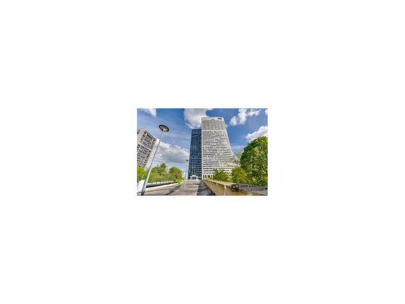 Location Bureaux 630 m² - Photo 1