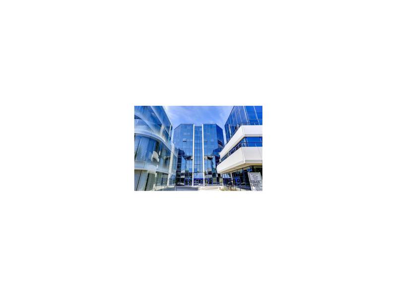 Location Bureaux 1 025 m²