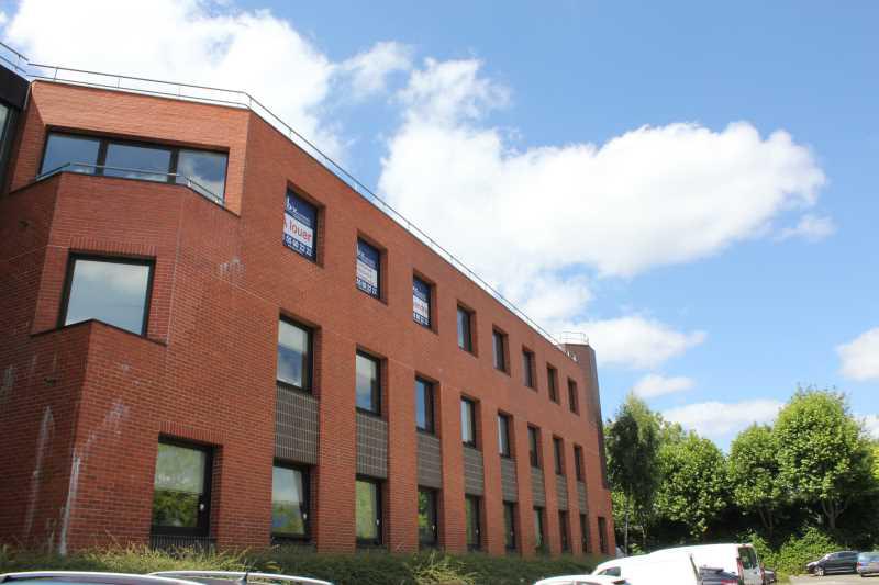 2 Bis Rue George Stephenson 78180 Montigny-le-bretonneux