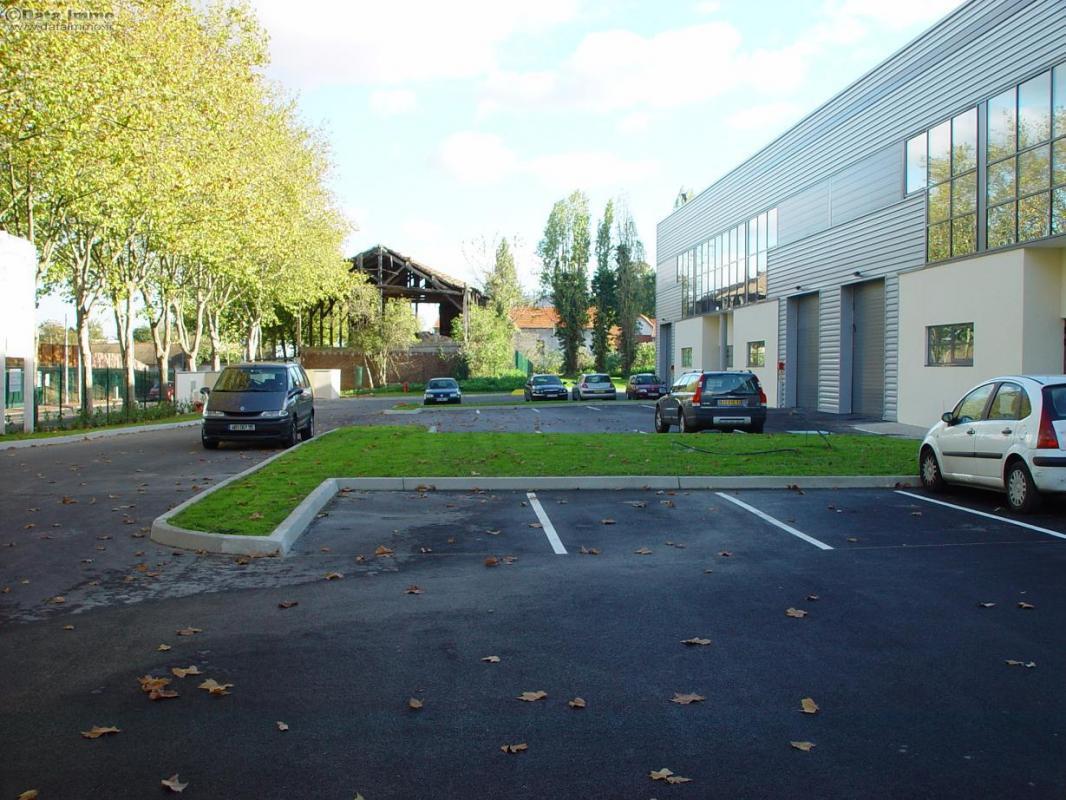 19 Avenue Albert Einstein 93150 Le Blanc Mesnil Location Entrepôt Le Blanc-Mesnil 93150 1 464m² – BureauxLocaux.com