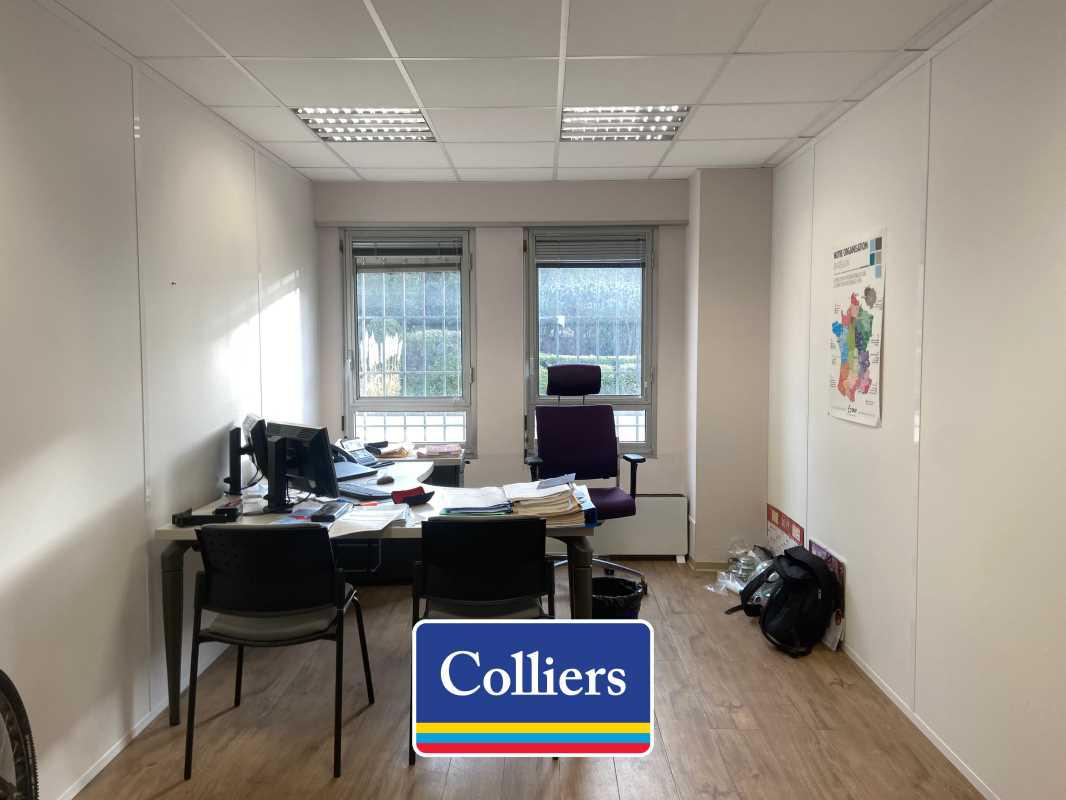 Location Bureau Marseille 6 13006 1 300m² – BureauxLocaux.com