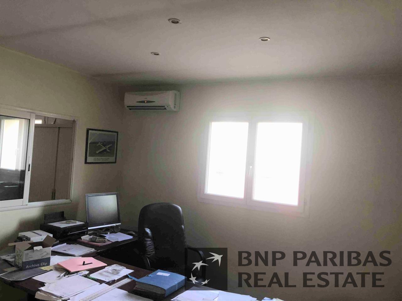 Location Locaux d'activités Gardanne 13120 1 300m² ...